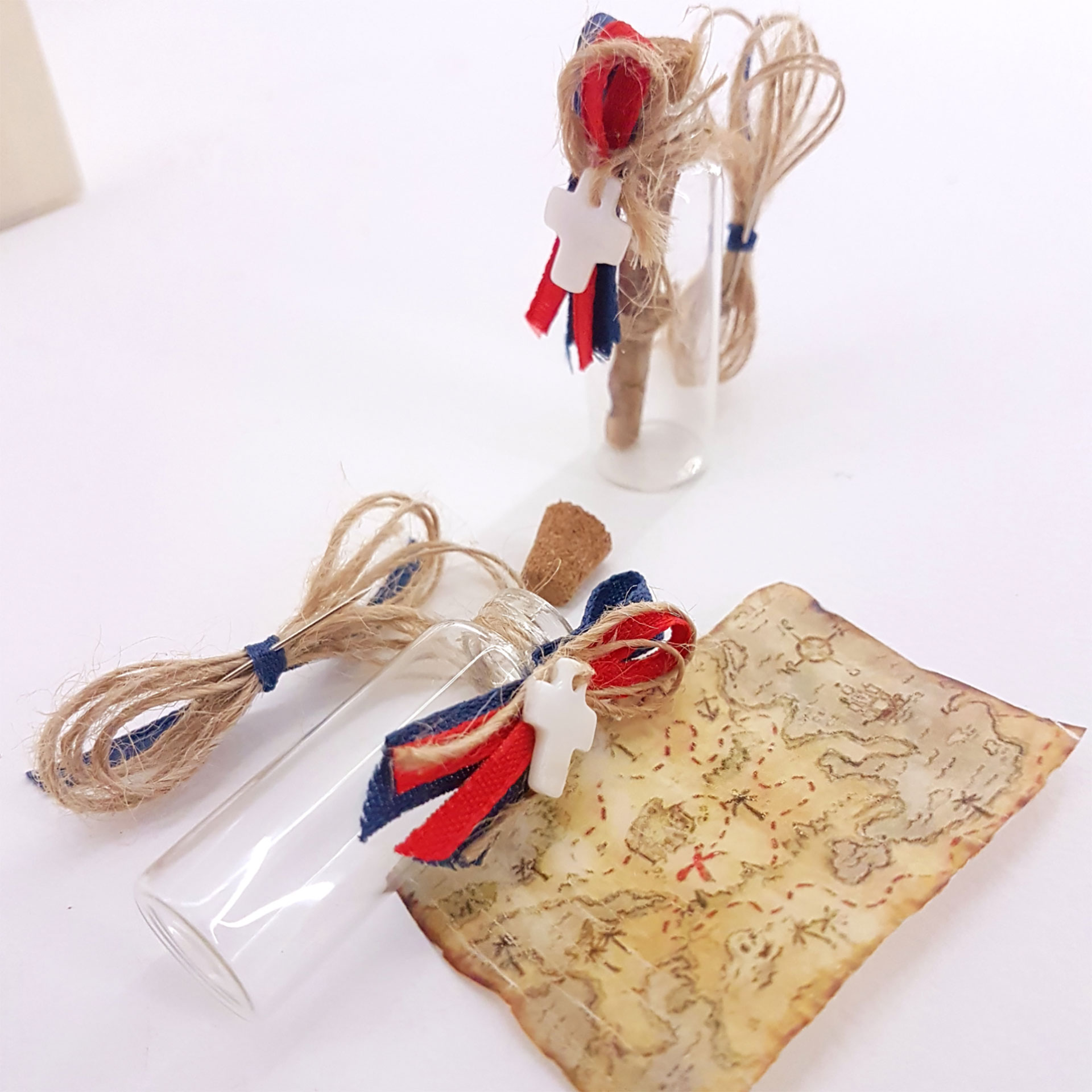 Μαρτυρικό πέτου Little Explorer με φίλντισι σταυρό 50 τμχ